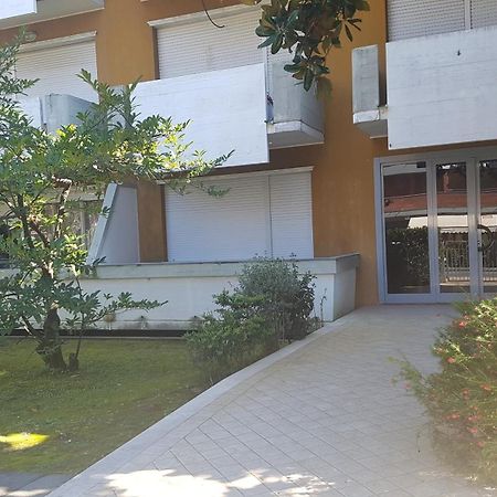 Versilia Apartment Форте-деи-Марми Экстерьер фото